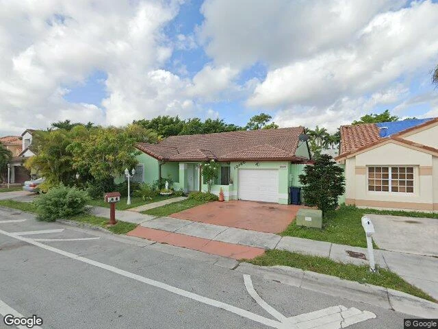 House image located at Miami, FL 33186