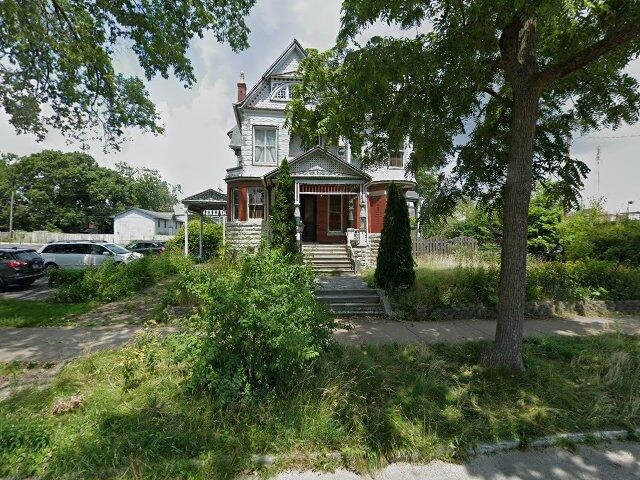 House image located at Decatur, IL 62522