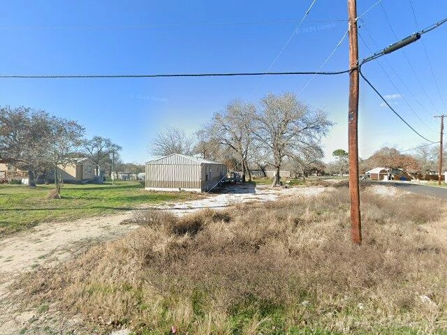 House image located at Elmendorf, TX 78112