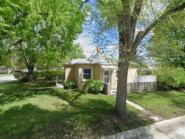 House image located at Waterloo, IA 50701