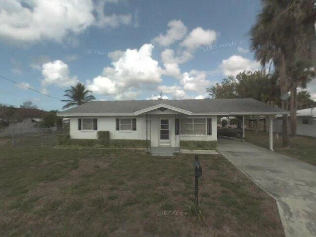 House image located at Okeechobee, FL 34974
