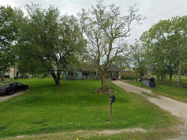 House image located at Angleton, TX 77515