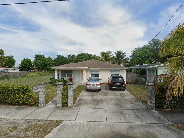 House image located at Opa Locka, FL 33054