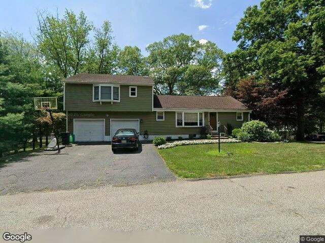 House image located at Oakland, NJ 07436