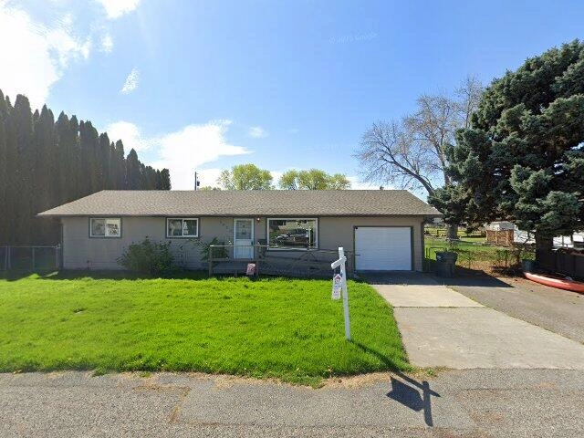 House image located at Pasco, WA 99301