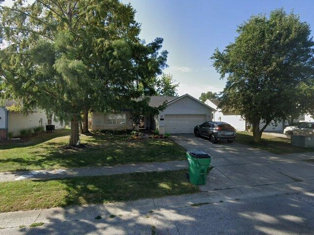 House image located at Brownsburg, IN 46112