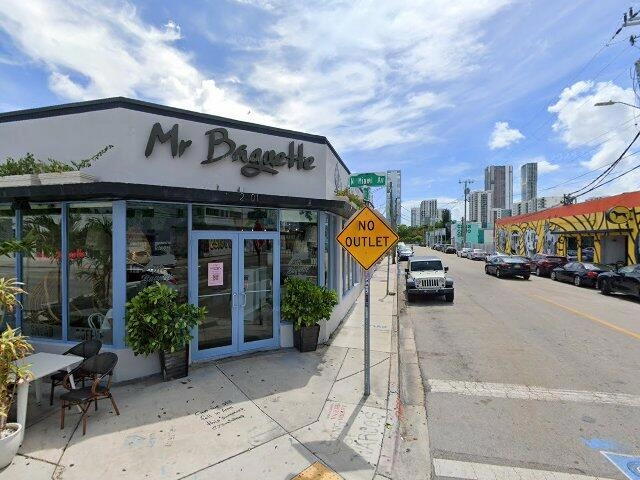 House image located at Miami, FL 33127