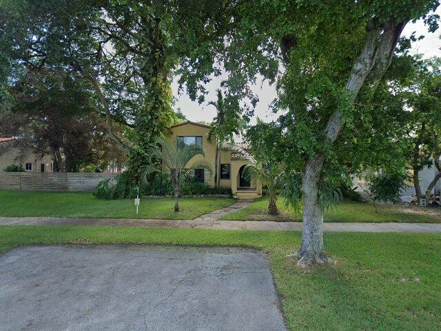 House image located at Miami, FL 33150