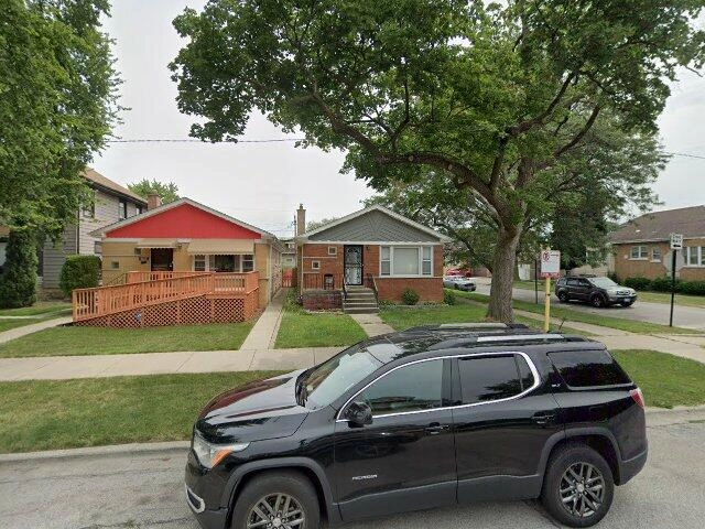 House image located at Chicago, IL 60620