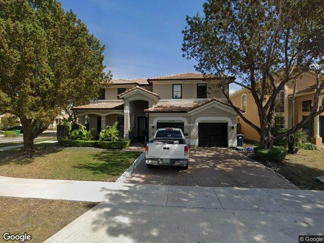 House image located at Miami, FL 33186