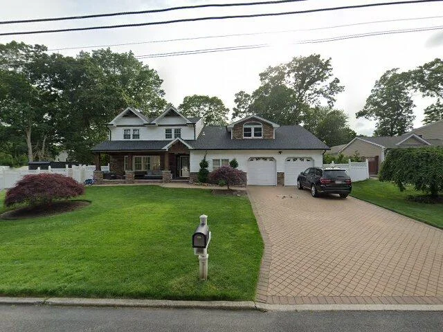 House image located at Hauppauge, NY 11788