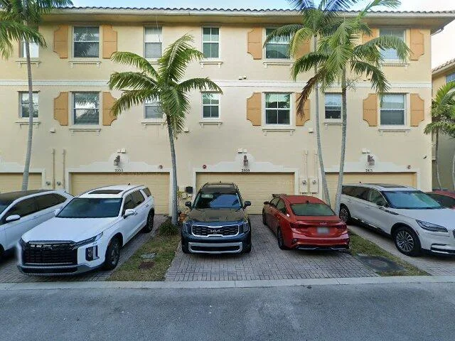 House image located at Pompano Beach, FL 33073