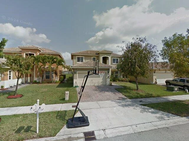 House image located at Miami, FL 33189