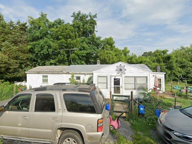 House image located at Crimora, VA 24431