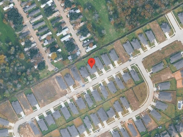 House image located at Alvin, TX 77511