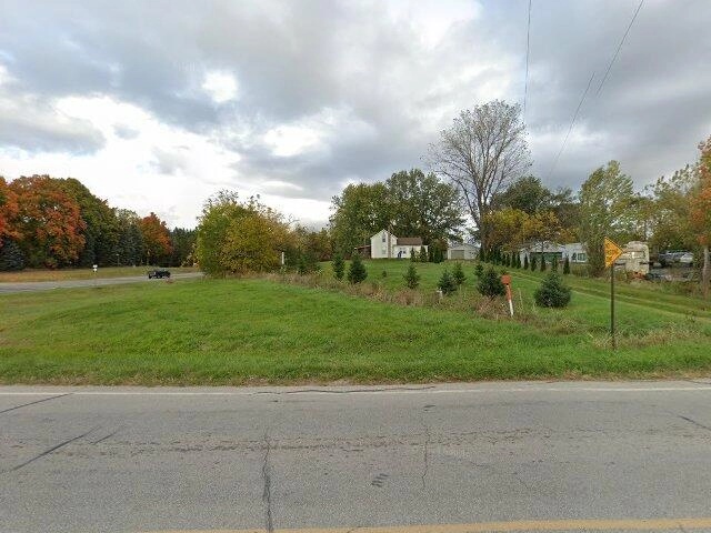 House image located at Mayville, MI 48744