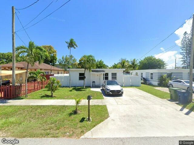 House image located at Hallandale, FL 33009