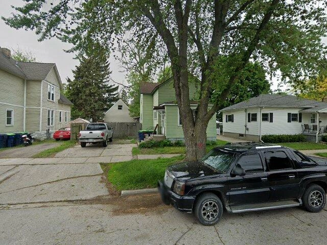 House image located at Bay City, MI 48706