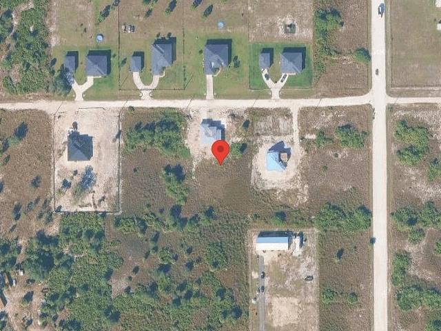 House image located at Labelle, FL 33935