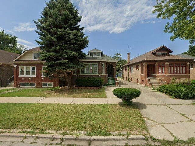 House image located at Chicago, IL 60620