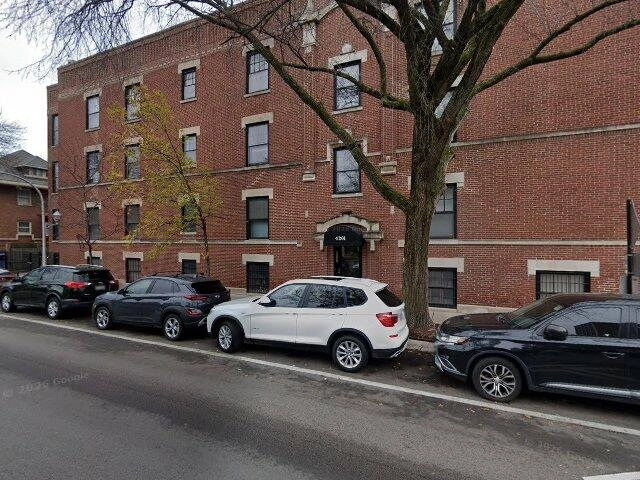 House image located at Chicago, IL 60613