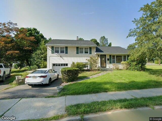 House image located at Allendale, NJ 07401