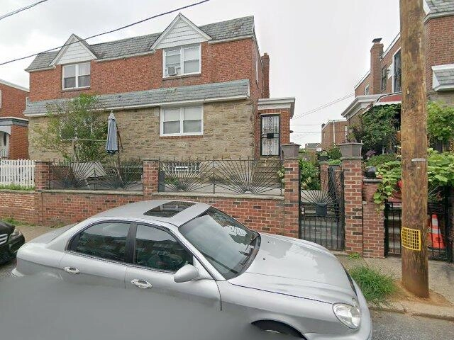 House image located at Philadelphia, PA 19111