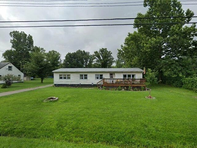 House image located at Romulus, MI 48174