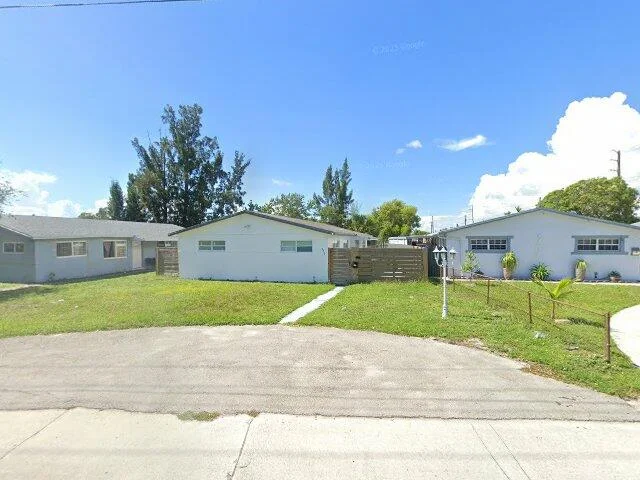 House image located at Dania, FL 33004