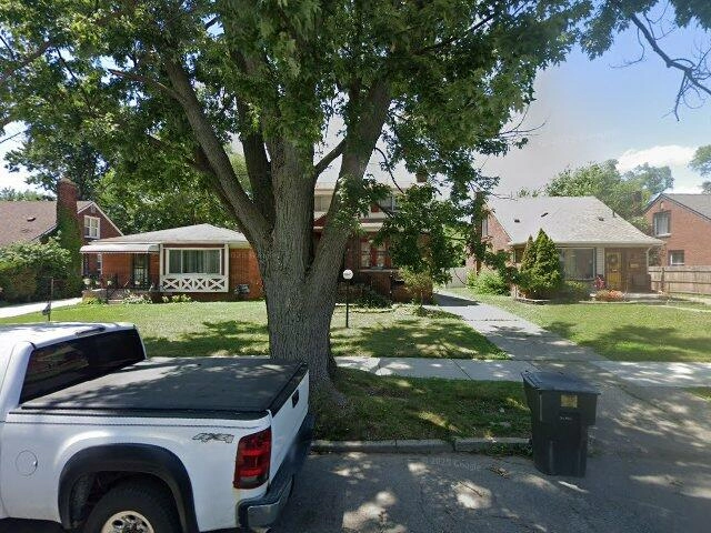House image located at Detroit, MI 48227