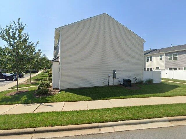 House image located at Denver, NC 28037