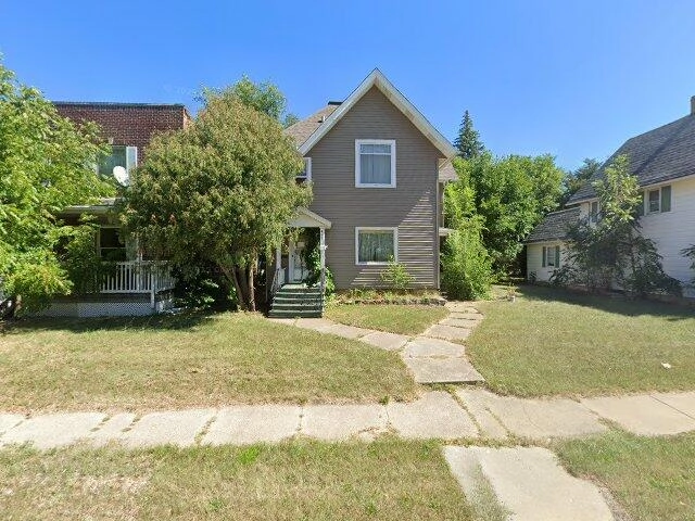 House image located at Girard, IL 62640