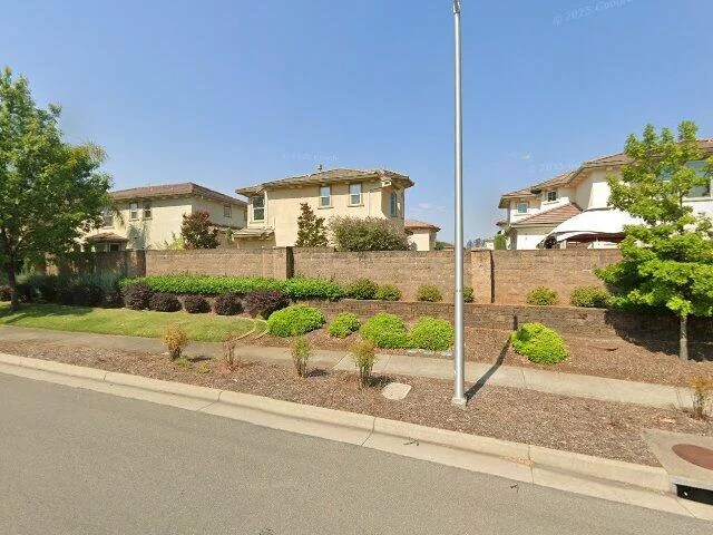 House image located at Redding, CA 96003