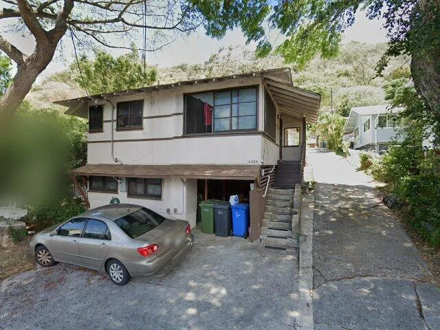 House image located at Honolulu, HI 96817