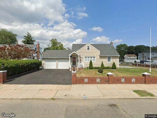 House image located at Franklin Square, NY 11010