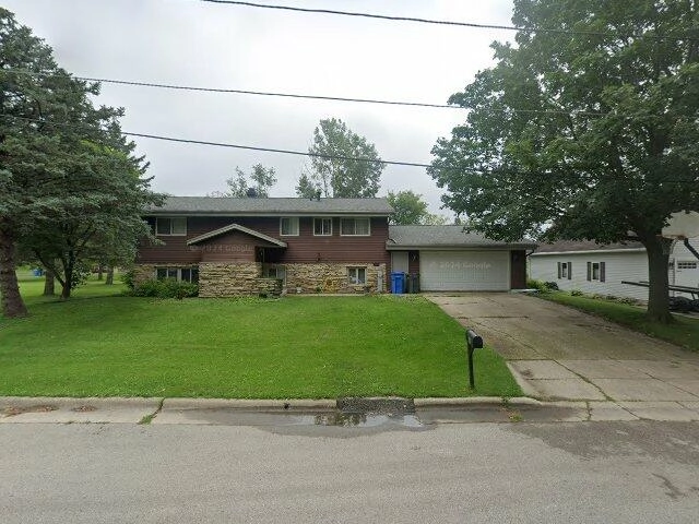 House image located at Watertown, WI 53098