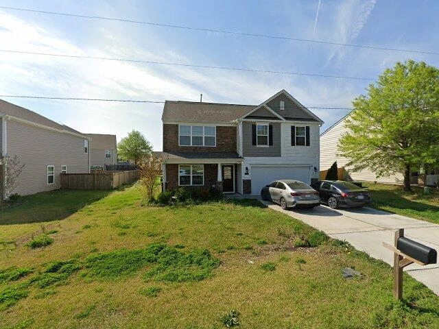 House image located at New Bern, NC 28560