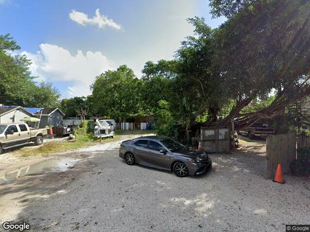 House image located at Miami, FL 33150