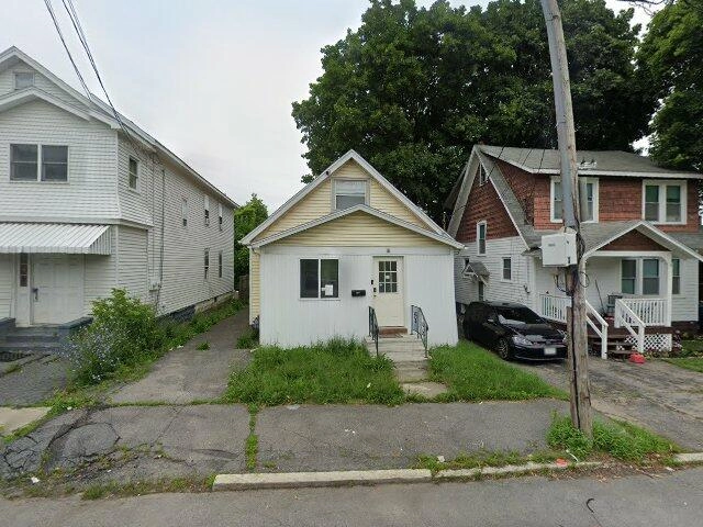 House image located at Schenectady, NY 12308