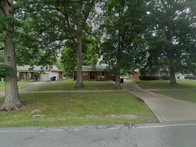 House image located at Louisville, KY 40218