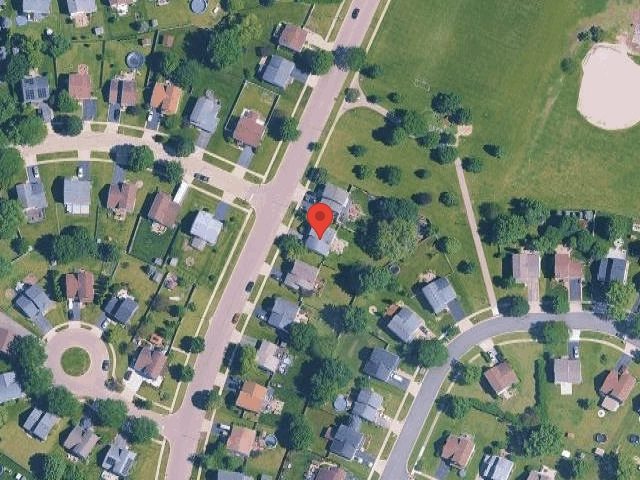 House image located at South Elgin, IL 60177