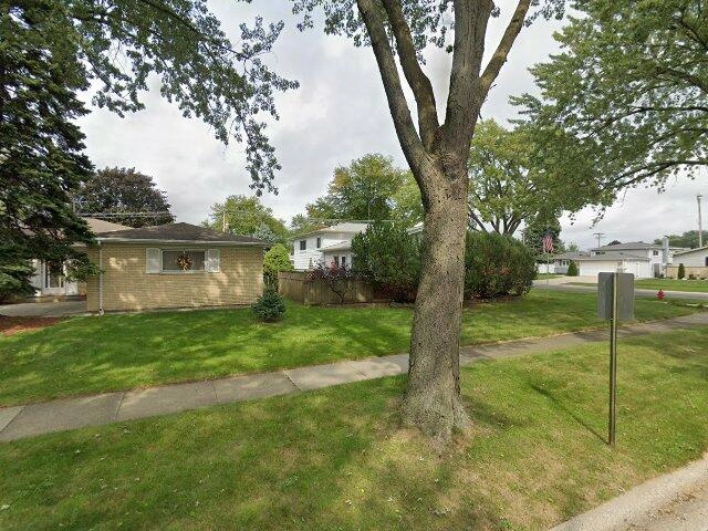 House image located at Des Plaines, IL 60018