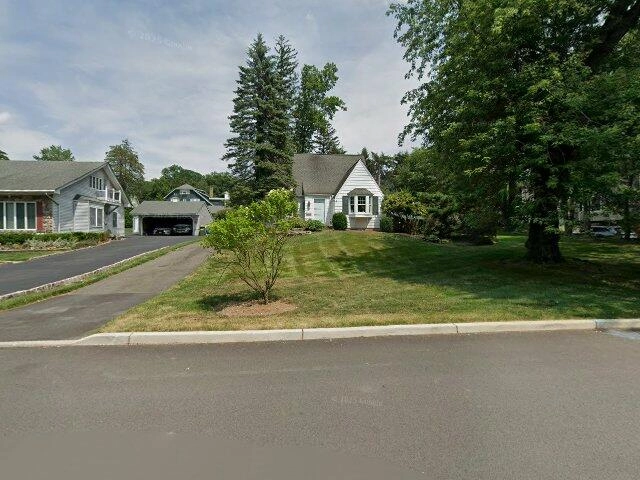 House image located at Mahwah, NJ 07430