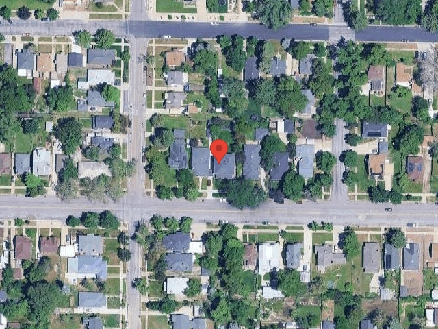 House image located at Moline, IL 61265
