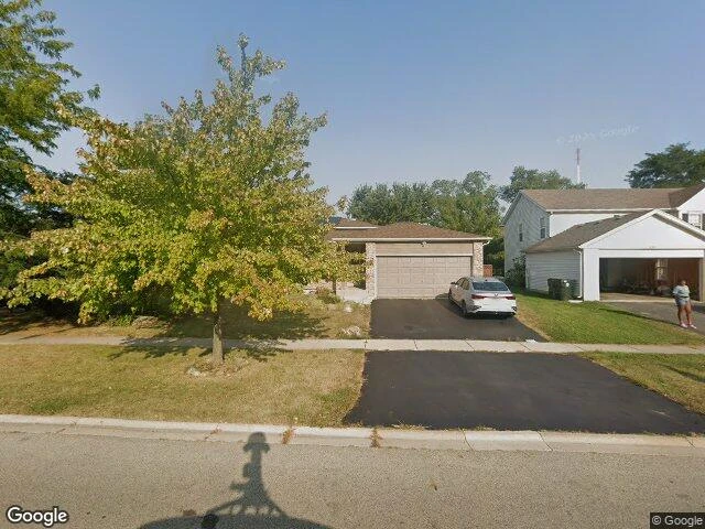 House image located at Round Lake, IL 60073