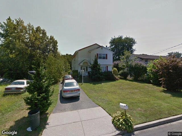 House image located at West Babylon, NY 11704