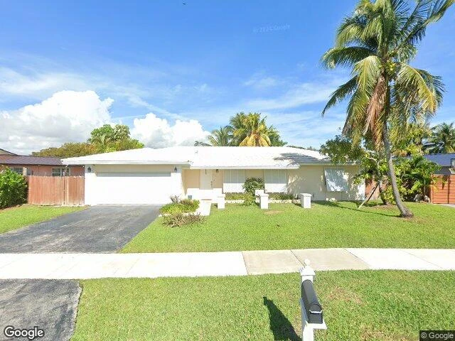 House image located at Miami, FL 33189