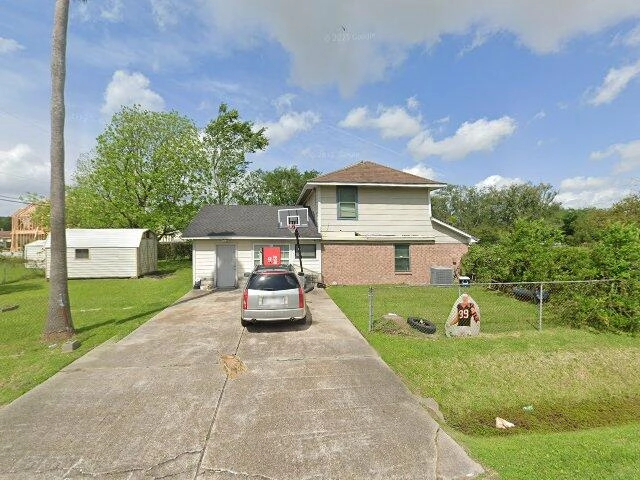 House image located at La Porte, TX 77571