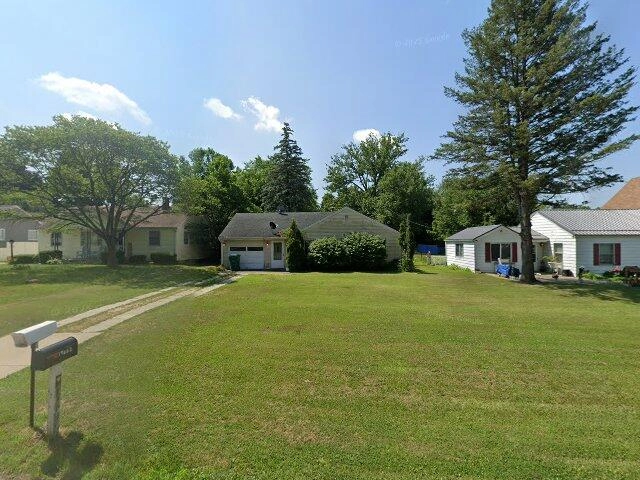 House image located at South Bend, IN 46614
