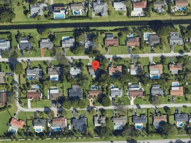 House image located at Miami, FL 33157
